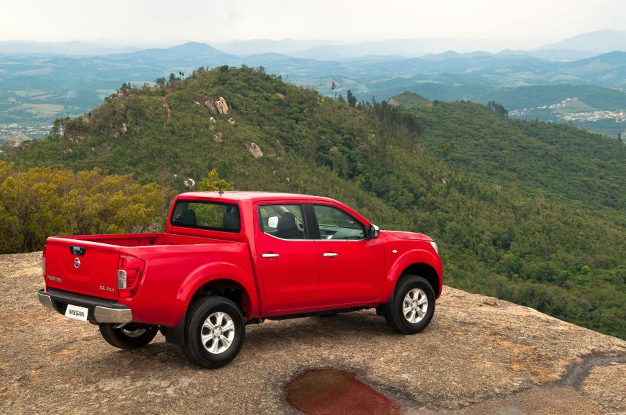  Nissan Frontier SE Double Cab (D23) 2017 года  (BR) (фото 8 из 22)